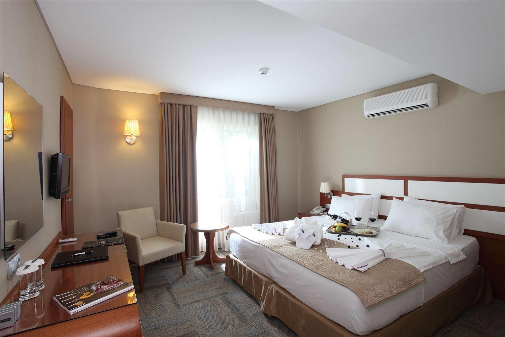 Polatdemir Hotel Istanbul Ngoại thất bức ảnh